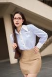  Áo sơ mi nữ chất thô kẻ cổ nhạn thêu chuồn chuồn 