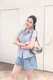  Set sơ mi kẻ nữ mix quần short jean giấy trẻ trung 