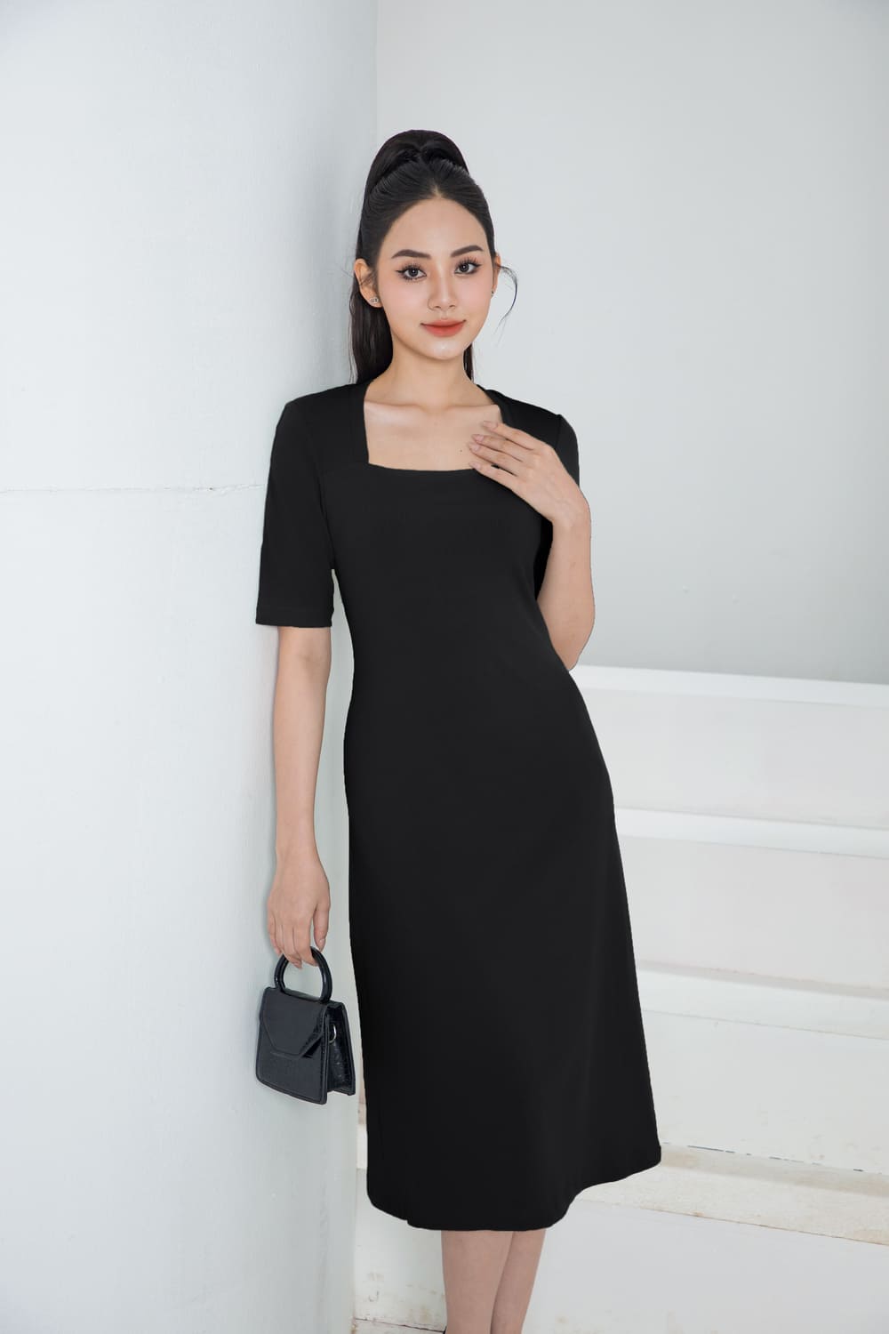 Đầm suông dáng A chất liệu tăm lạnh cổ vuông tay lỡ cao cấp