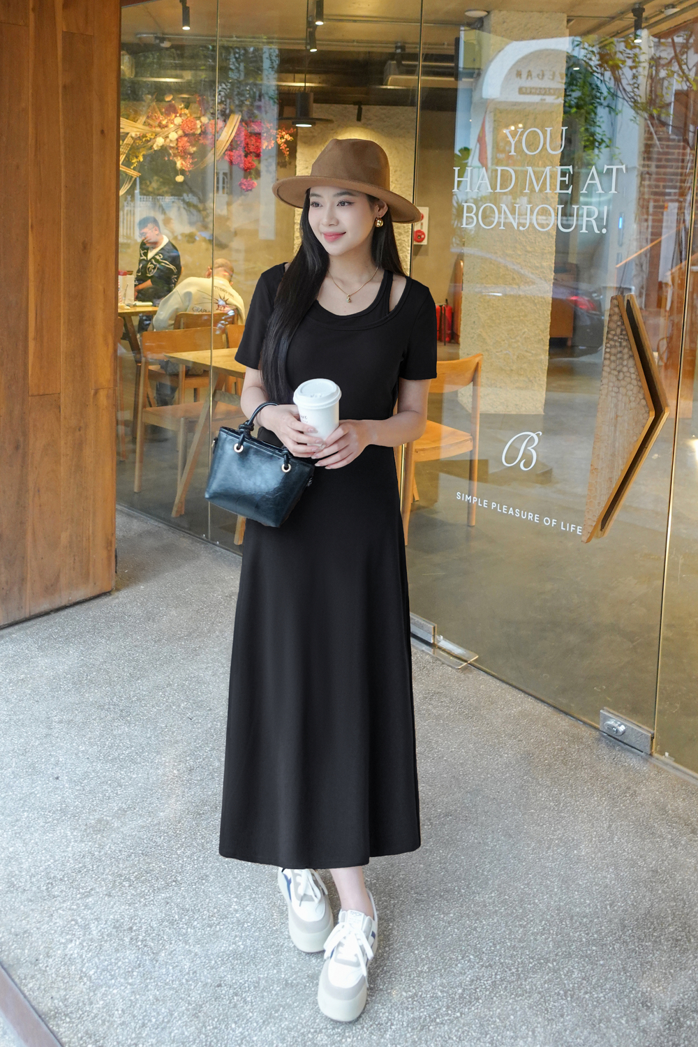 Váy yếm dáng suông chất liệu linen màu pastel