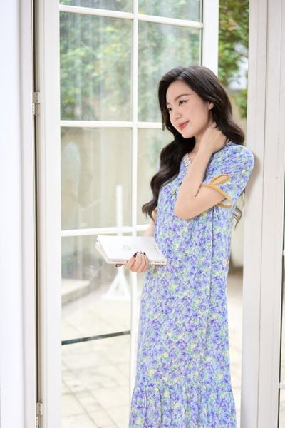  Đầm lanh cổ tim dáng A đuôi cá họa tiết hoa nhí 