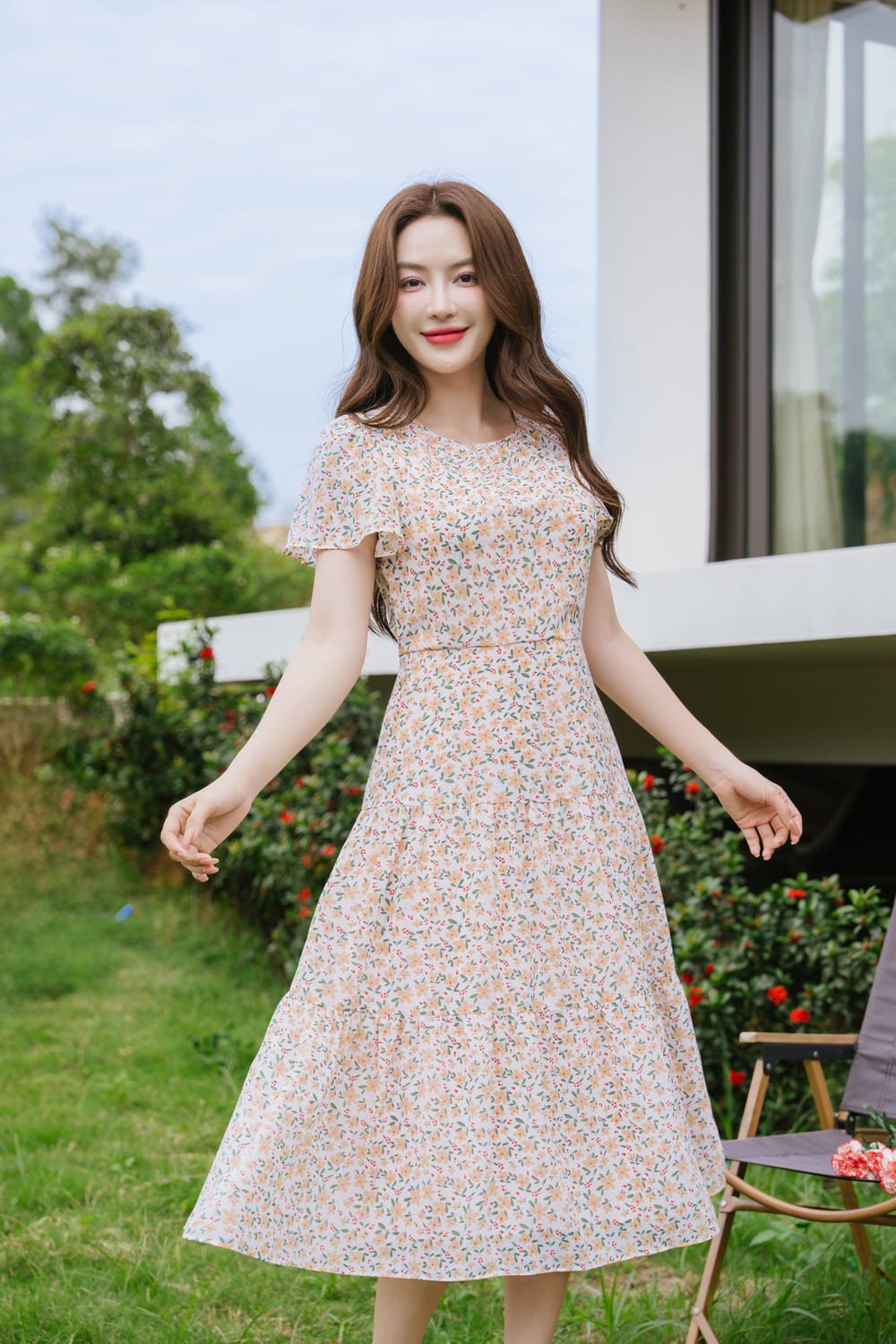 Đầm maxi đi biển kiểu dáng xếp ly cổ xòe 3 tầng điệu đà chất chiffon mềm mại
