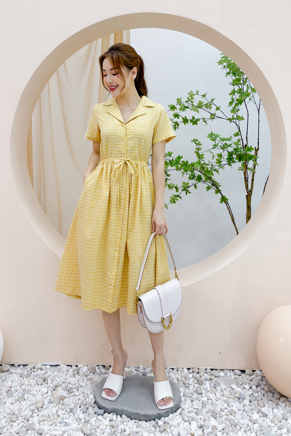 váy kẻ caro chữ A