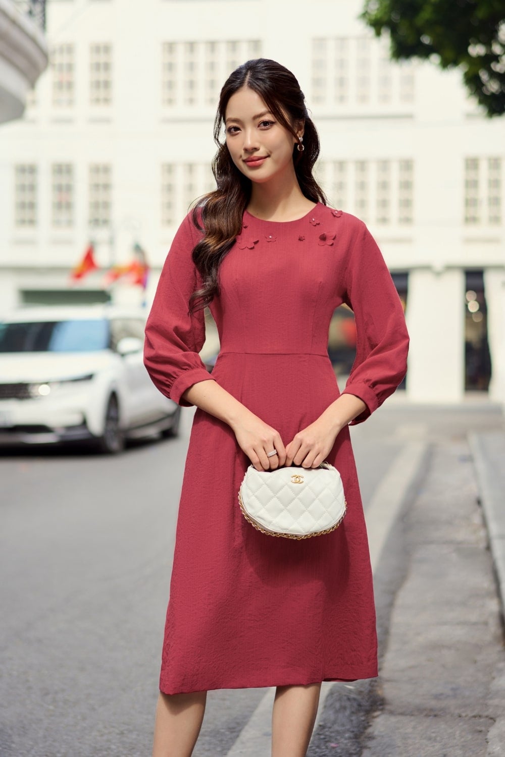 Đầm chữ A chất liệu đũi Nhật tay lỡ đính hoa 3D nhẹ nhàng, duyên dáng