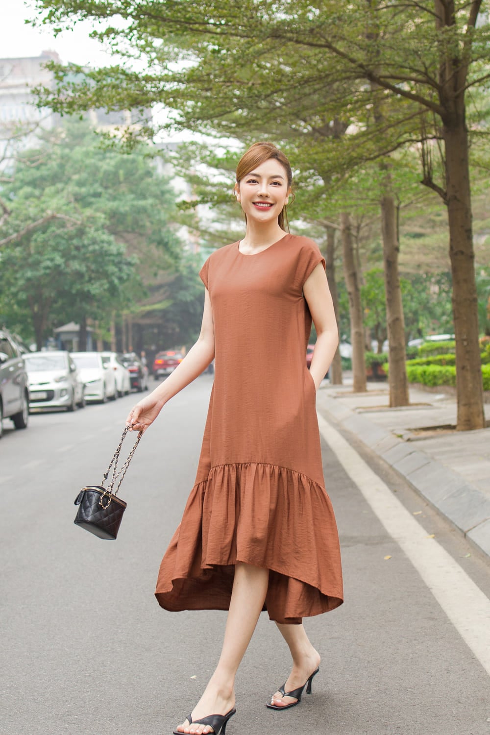Đầm đuôi cá dáng dài nhẹ