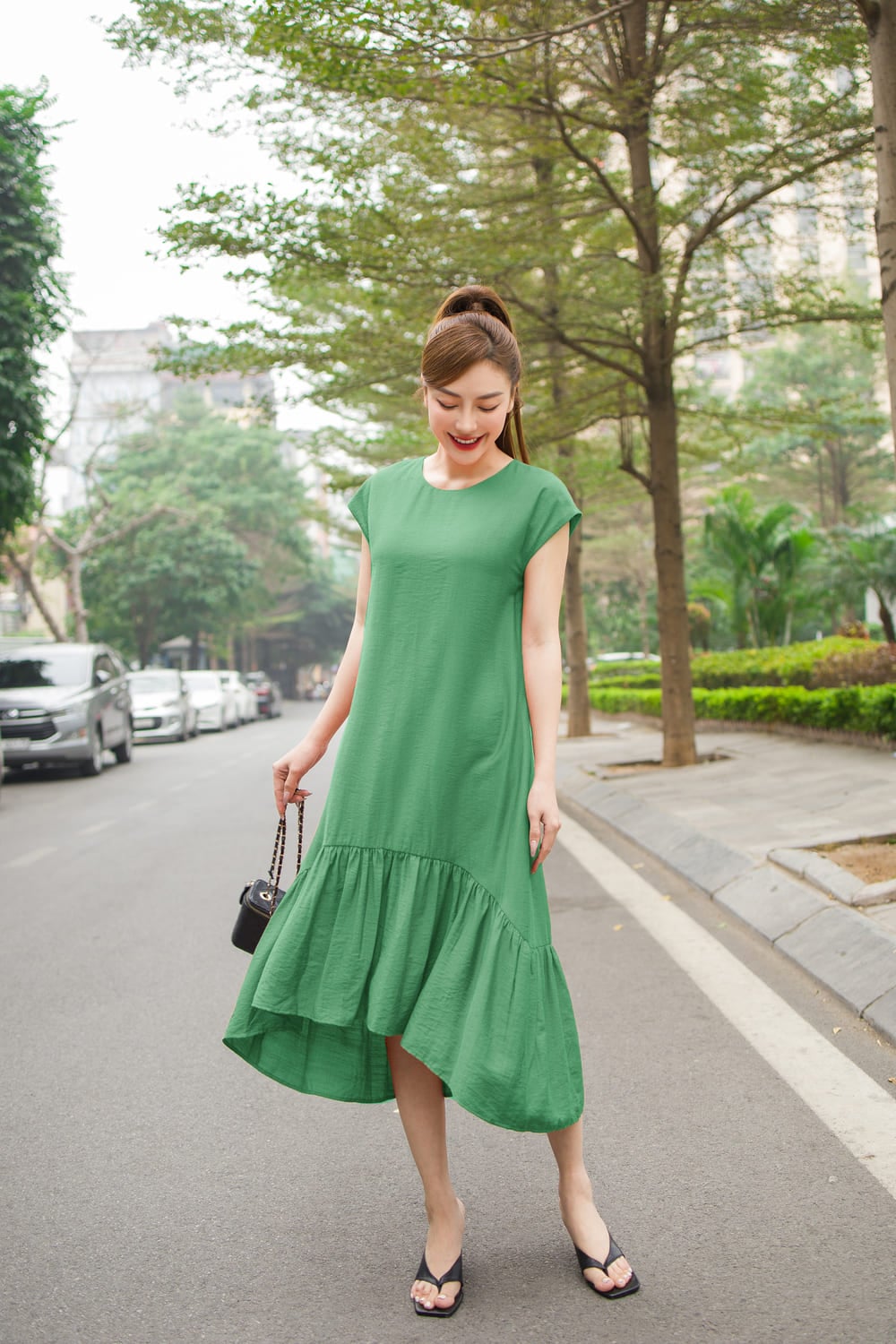 Đầm đuôi cá dáng dài nhẹ
