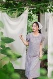  Đầm suông cổ tròn chất lụa hàn châu họa tiết hoa nhí 
