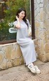  Đầm suông Cardina Younger vải umi lạnh dáng dài in chữ Light The World 