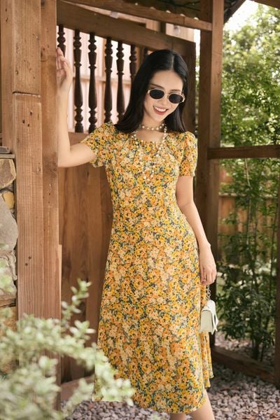  Váy xếp ly cổ hoạ tiết hoa nhí chất chiffon thanh lịch 