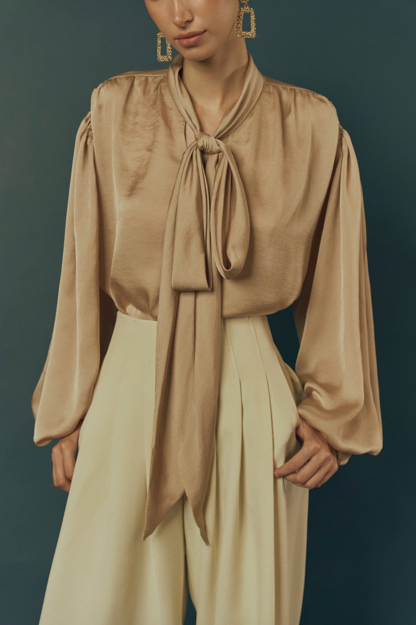  GOLDEN WHISPER-BOWED BLOUSE 