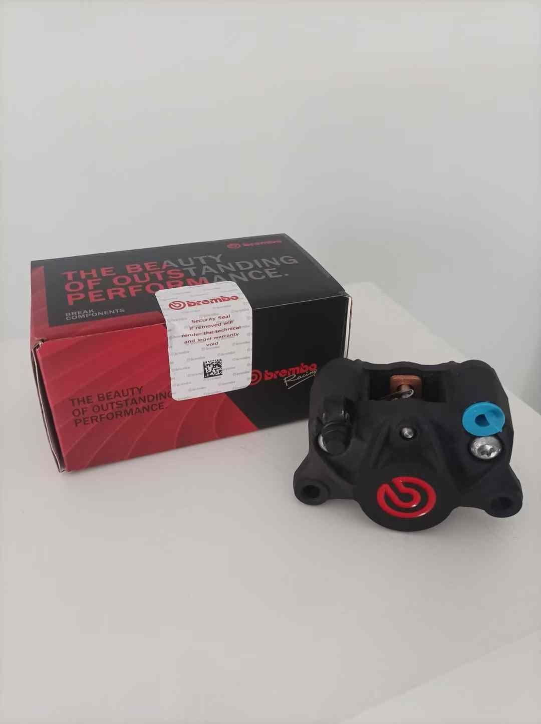  Heo Brembo logo đỏ 2 pis đúc 