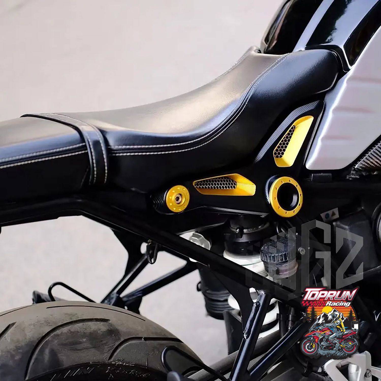  Ốp sườn nhôm CNC L&C Design cho BMW R Nine T 