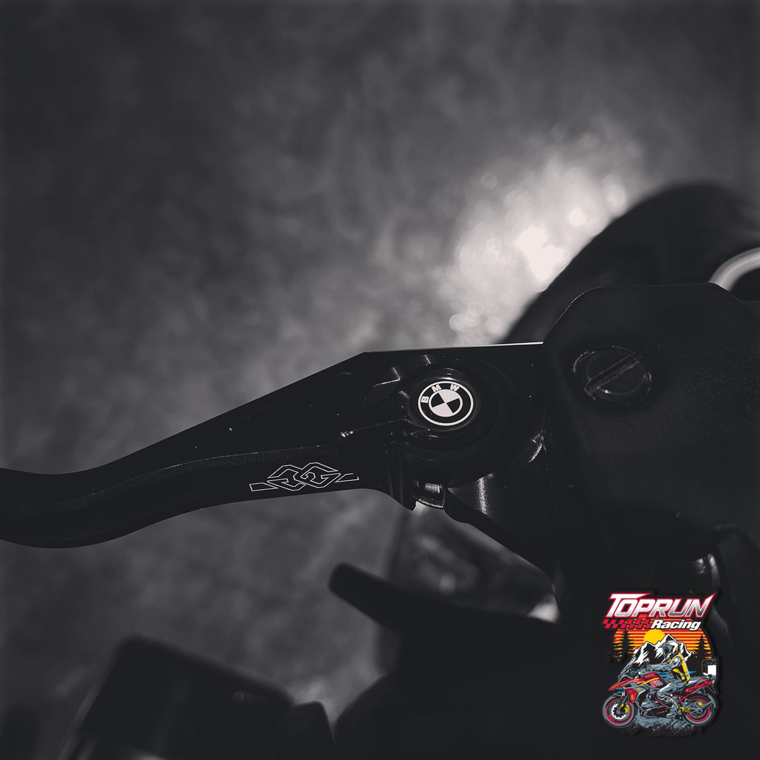  Tay thắng côn L&C Design cho R Nine T 