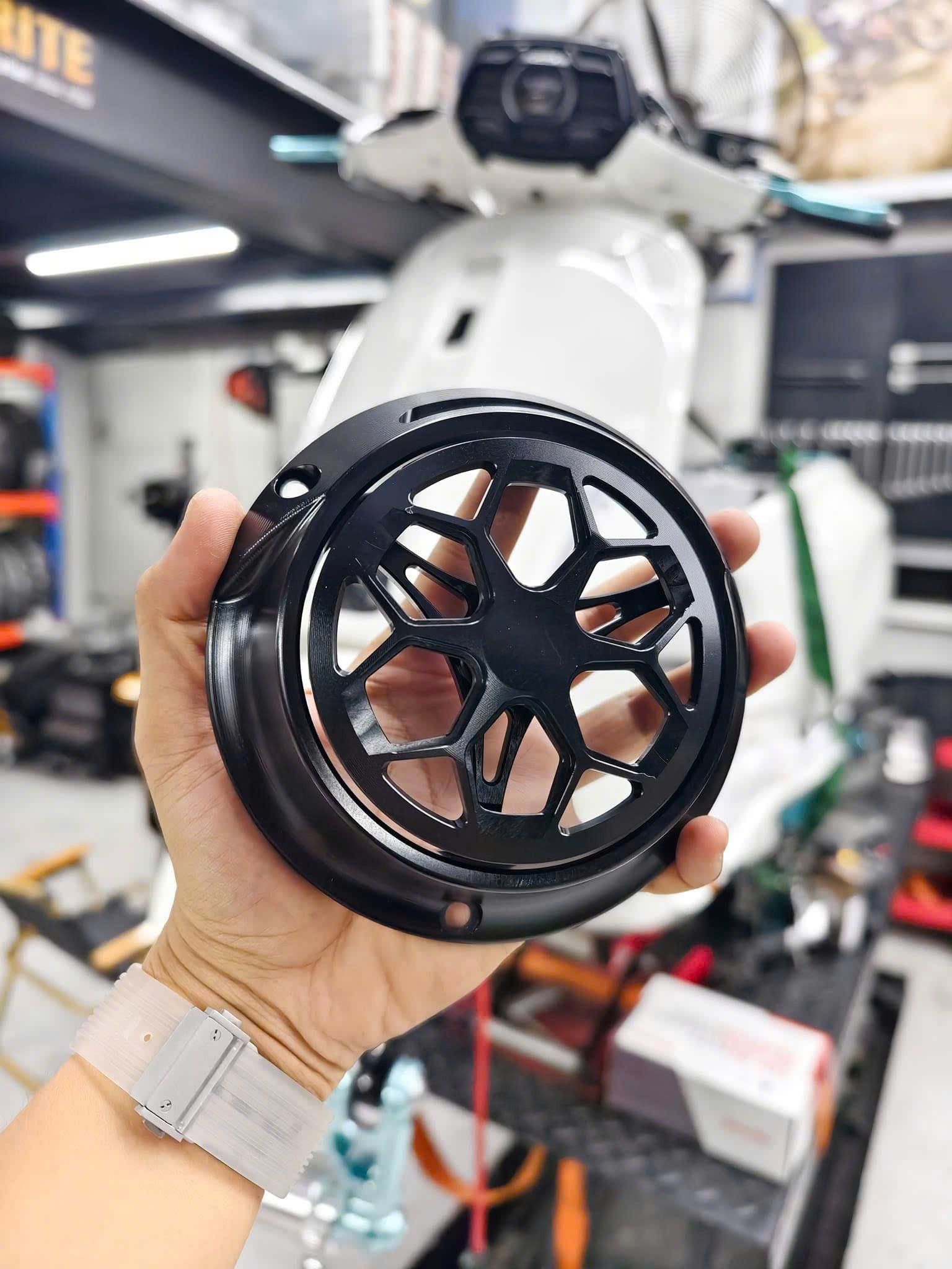  Ốp quạt CNC TR Factory cho Vespa 