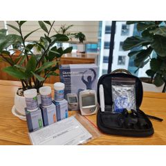 Hộp 25 que thử đường huyết (Blood Glucose) cho máy đo đường huyết GlucoAlpha3in1