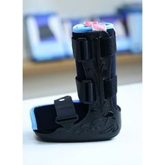 Giày nẹp chân đệm khí GCT022 cố định gãy xương trẻ em, Giày bó chấn thương trẻ em CODY HEALTH