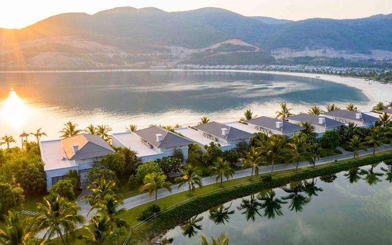 Nha Trang Marriott Resort & Spa Hòn Tre (Trọn Gói Ăn Uống Vui Chơi)