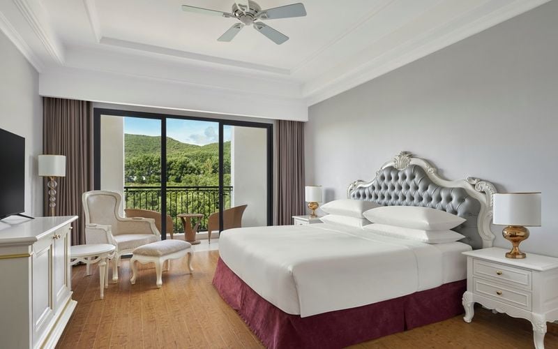 Nha Trang Marriott Resort & Spa Hòn Tre (Trọn Gói Ăn Uống Vui Chơi)