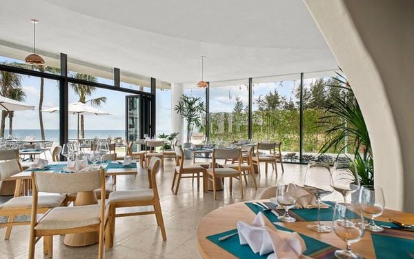 Không gian nhà hàng Nook tại Angsana Hồ Tràm