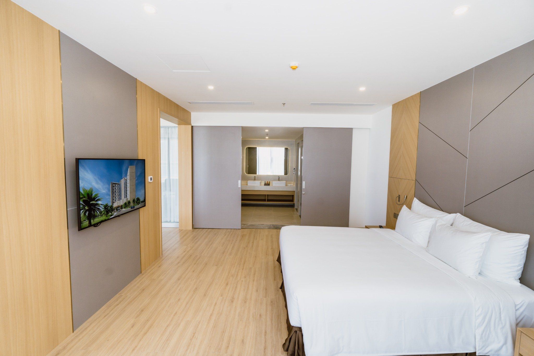 Aquamarine Resort Cam Ranh