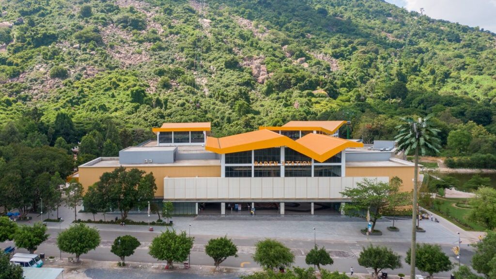 Vé cáp treo tham quan Sun World Bà Đen - Tây Ninh