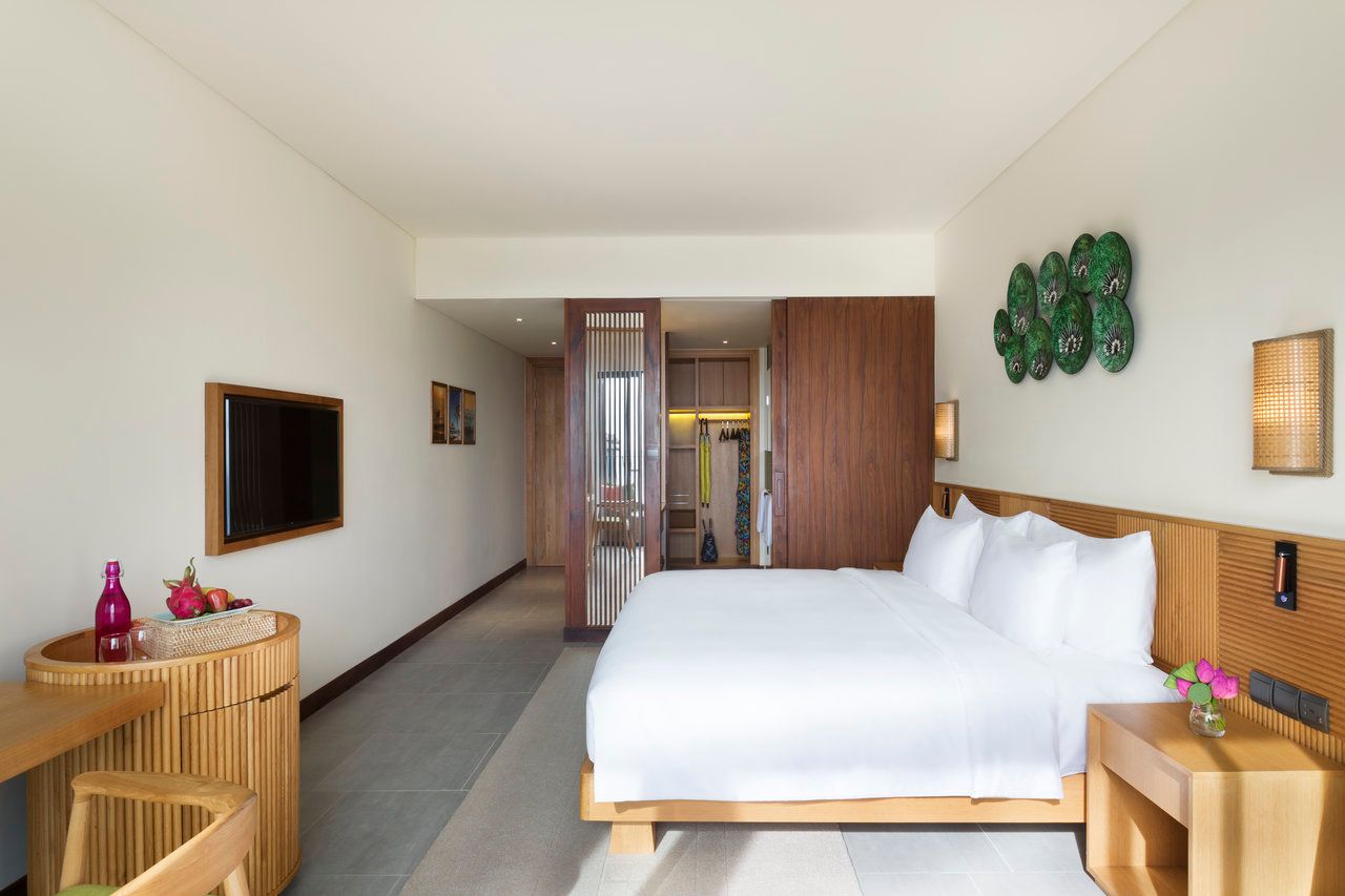 Dusit Princess Moonrise Beach Resort Phú Quốc