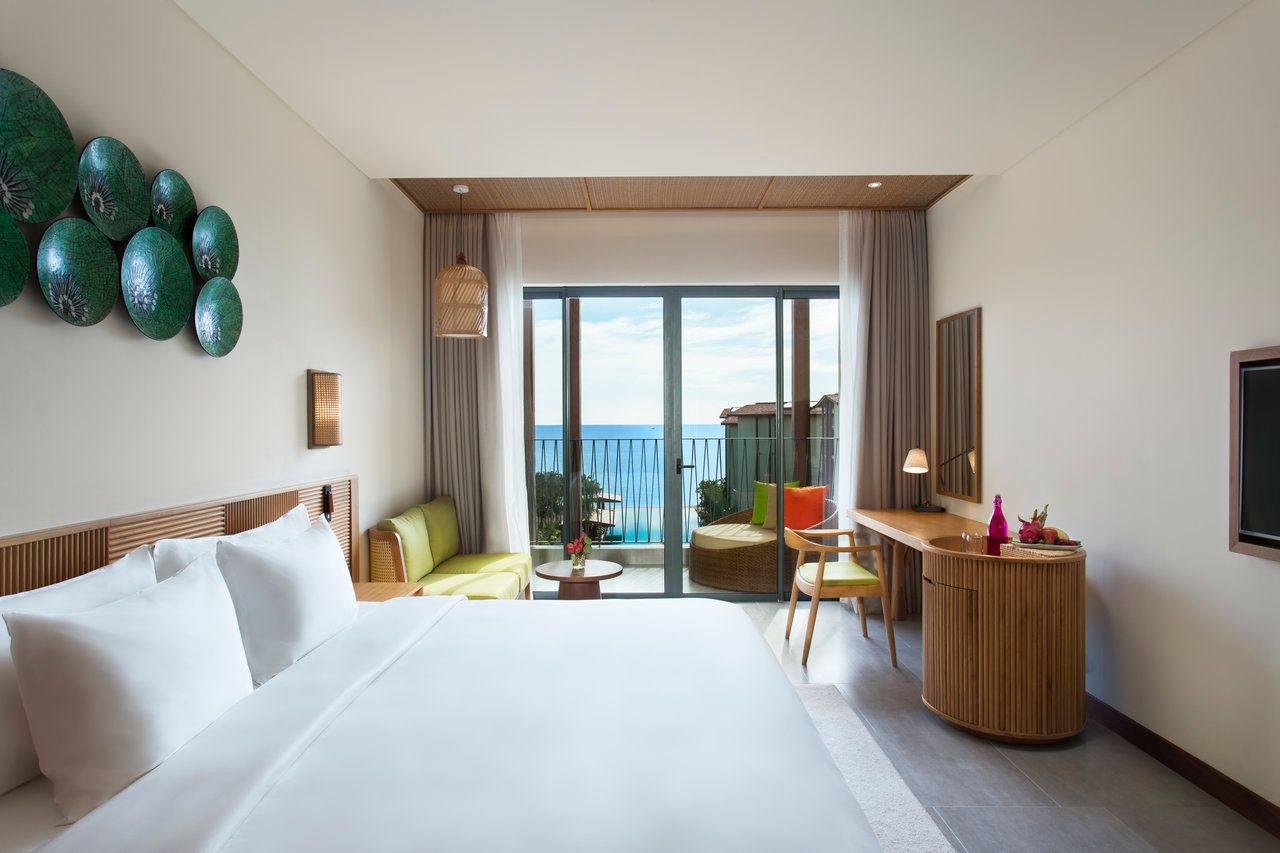 Dusit Princess Moonrise Beach Resort Phú Quốc