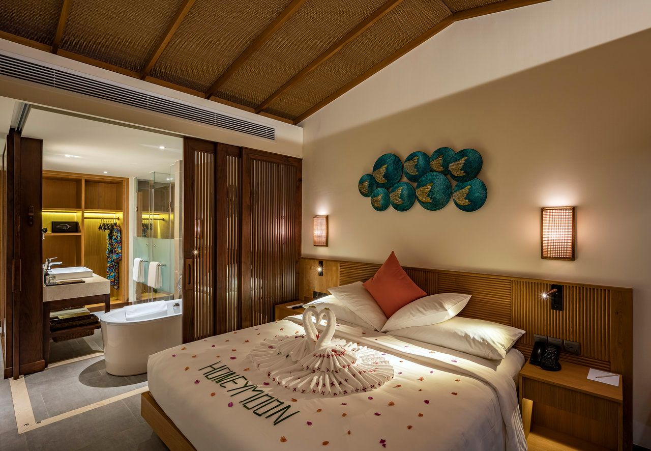 Dusit Princess Moonrise Beach Resort Phú Quốc