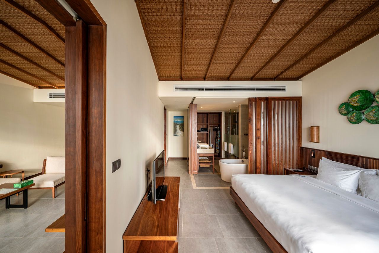 Dusit Princess Moonrise Beach Resort Phú Quốc