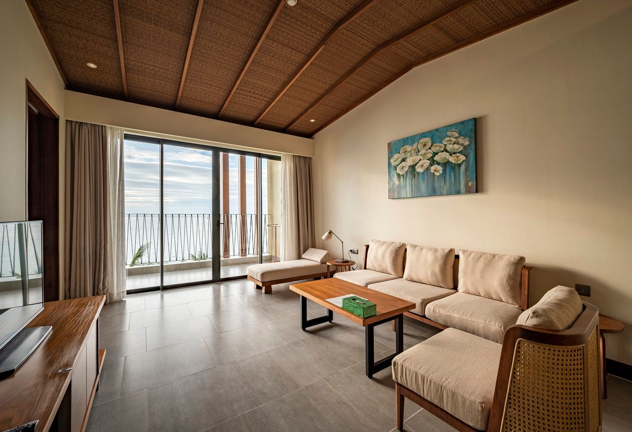 Dusit Princess Moonrise Beach Resort Phú Quốc