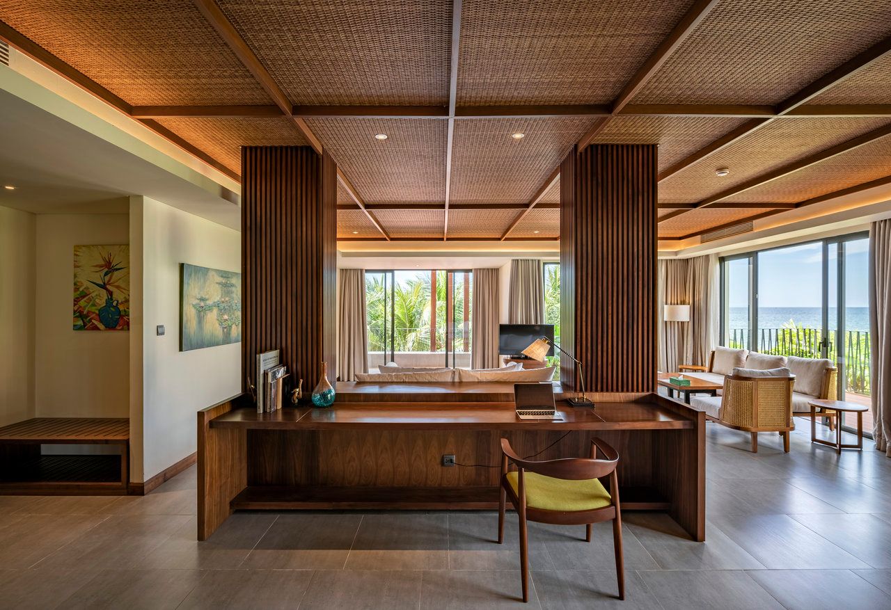 Dusit Princess Moonrise Beach Resort Phú Quốc