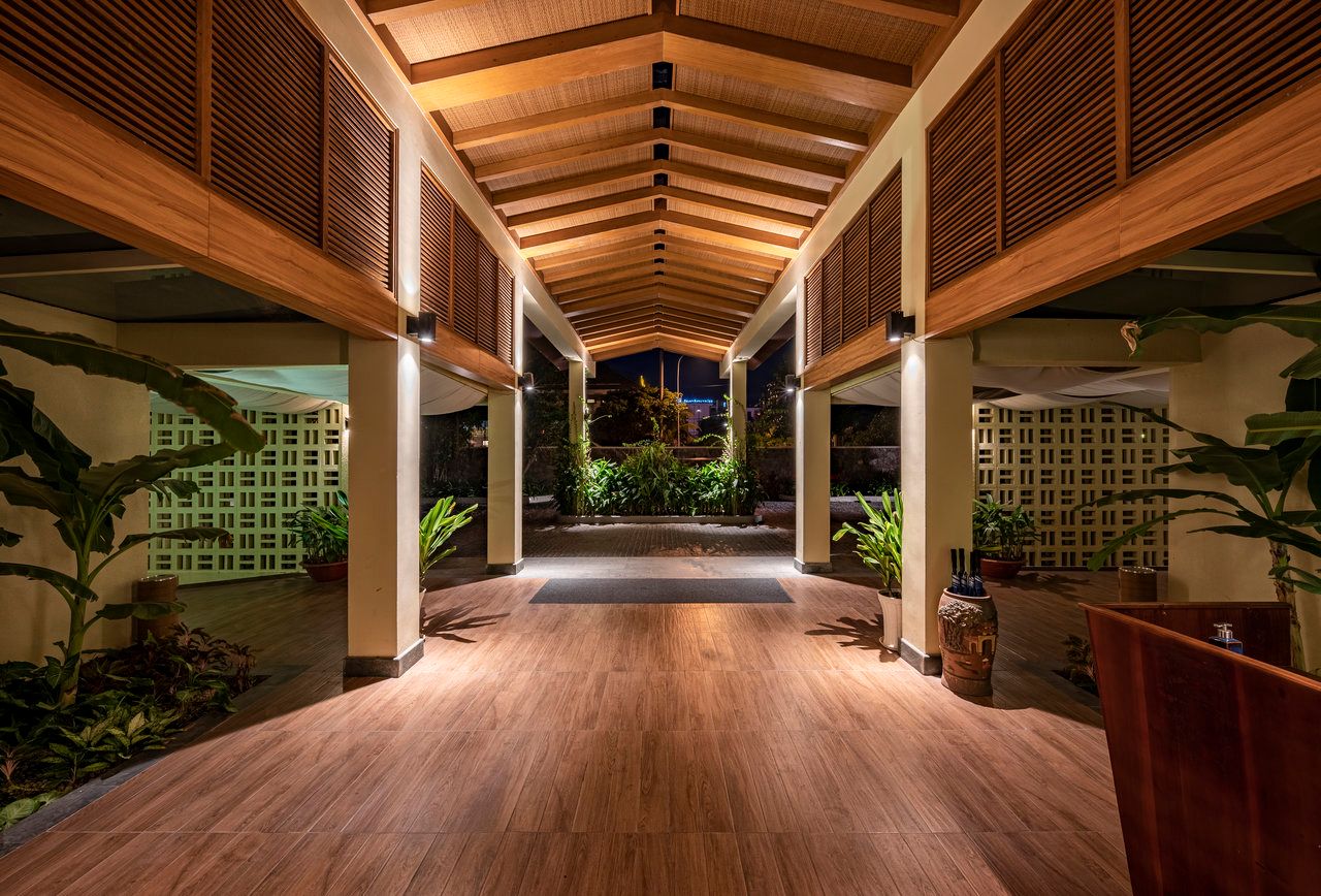 Dusit Princess Moonrise Beach Resort Phú Quốc