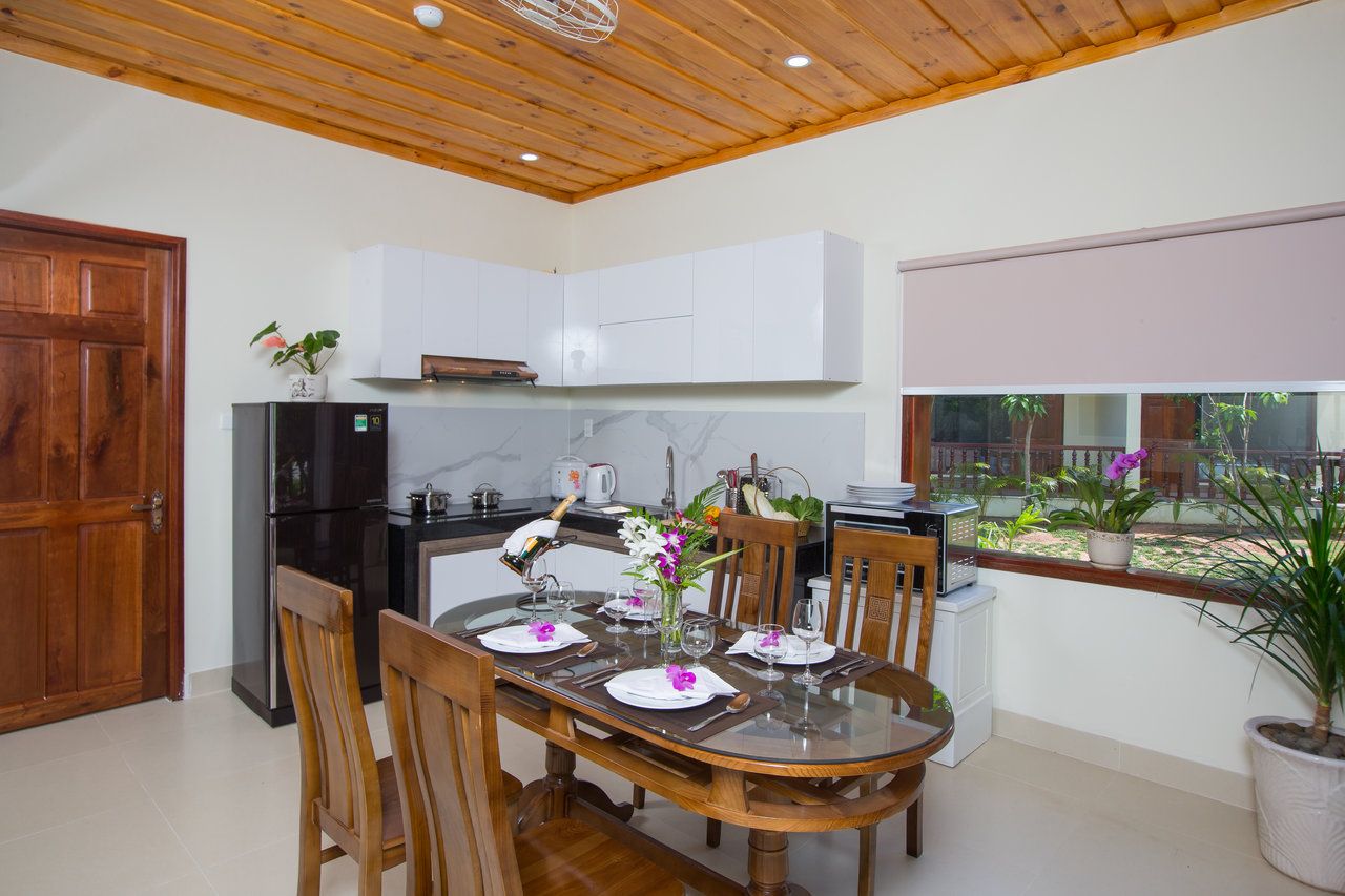Elwood Premier Resort Phú Quốc