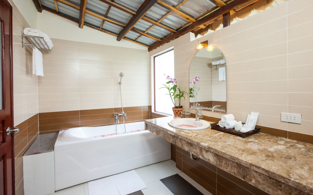 Elwood Premier Resort Phú Quốc