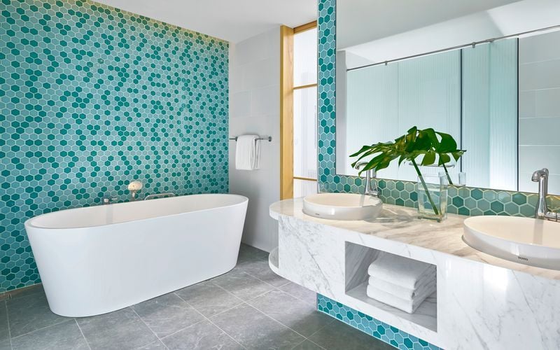 Holiday Inn Resort Hồ Tràm Beach (Gồm Xe Đưa Đón)