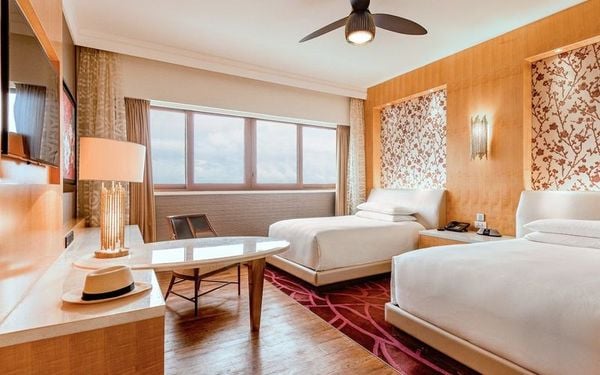 phòng classic tại intercontinental grand ho tram