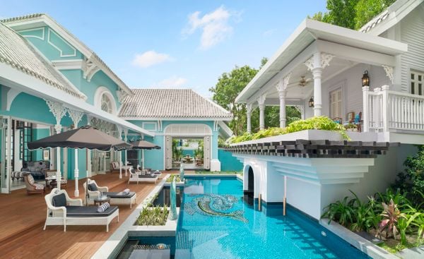 jw marriott phu quoc resort phong ngu turquoise suite co phong khach huong bien mau xanh