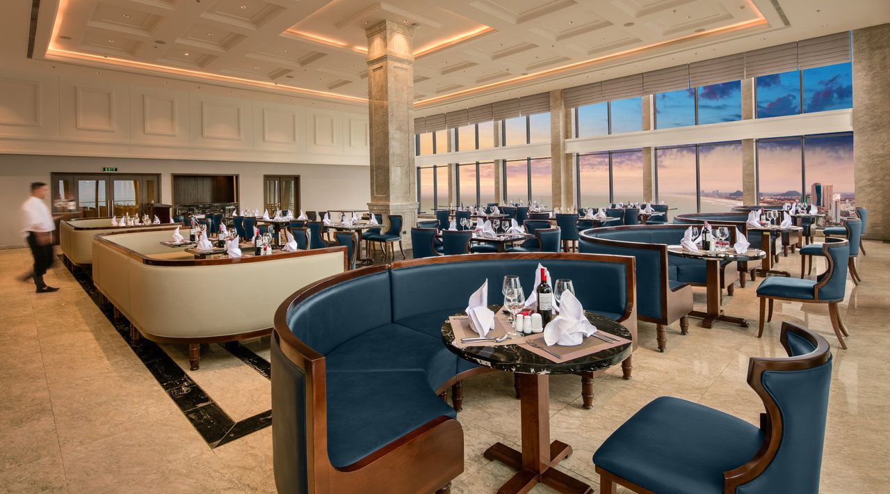 Khách sạn Altara Suites Đà Nẵng