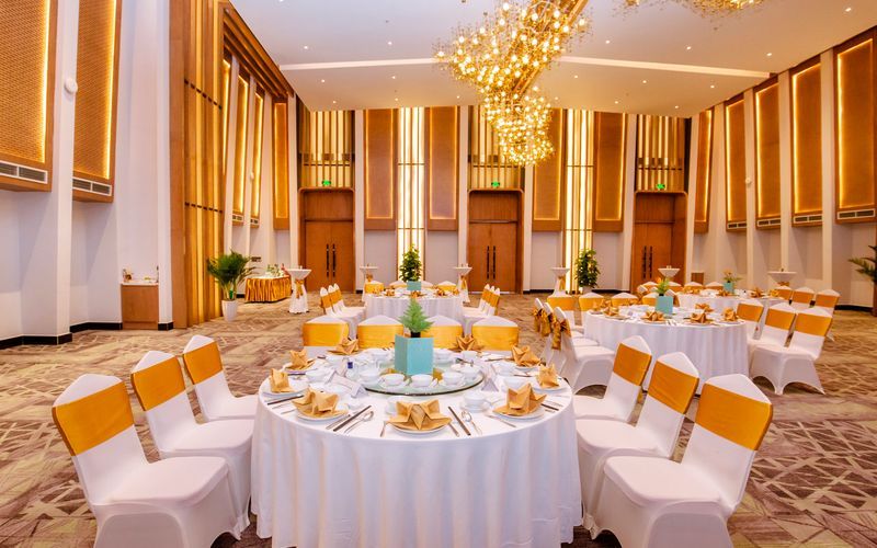 Khách Sạn FLC City Beach Quy Nhơn