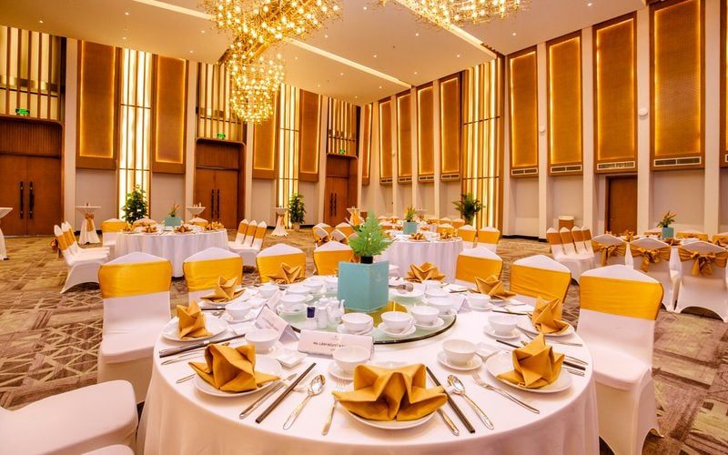 Khách Sạn FLC City Beach Quy Nhơn