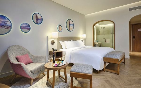 Mercure Resort Vũng Tàu bên bờ biển nhìn từ trên cao
