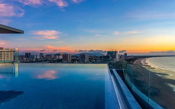 Khách sạn Premier pearl Vũng Tàu - khách sạn có hồ bơi vô cực đẹp