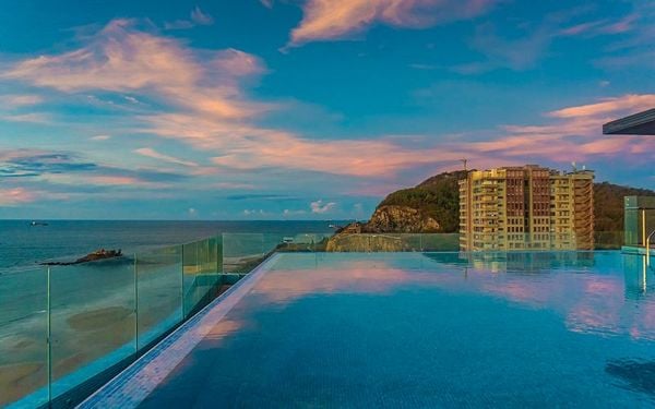 Khách sạn Premier pearl Vũng Tàu - khách sạn có hồ bơi vô cực đẹp