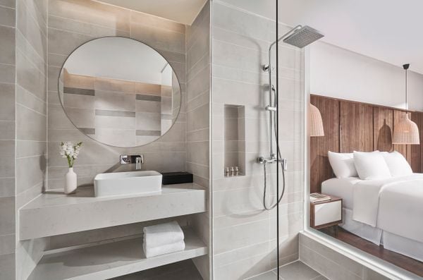 phong deluxe city view vias vũng tàu