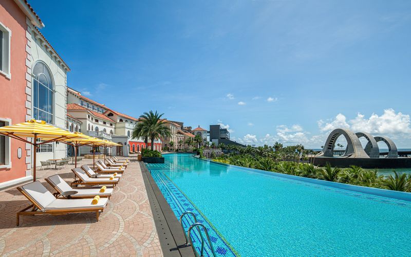 Le Festa Phú Quốc Curio Collection By Hilton