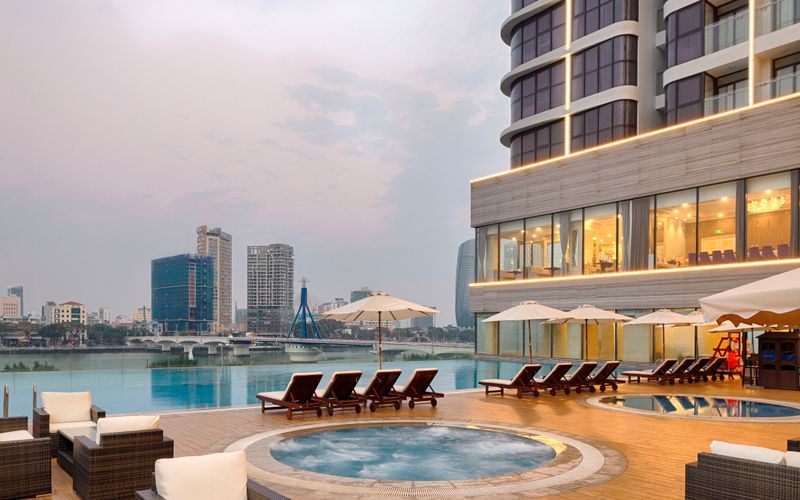 Melia Vinpearl Condotel Riverfront Đà Nẵng