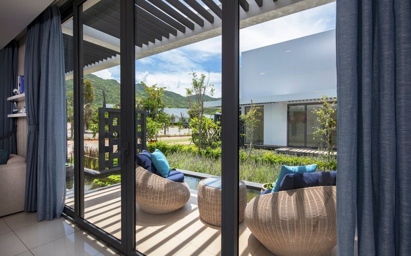 Oceanami Villas & Beach Club Resort Long Hải