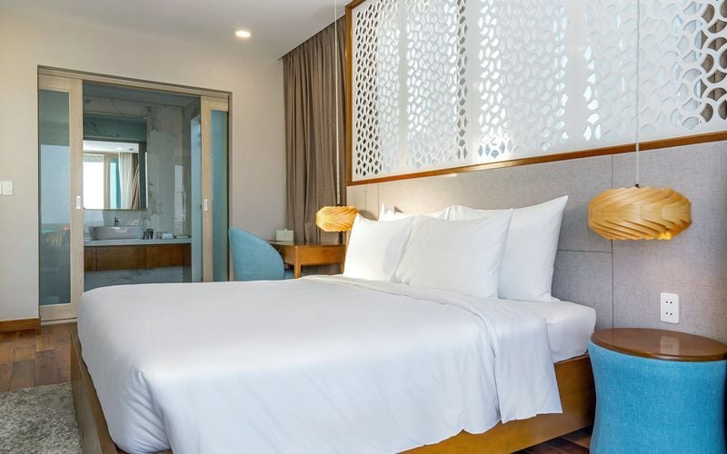 Oceanami Villas & Beach Club Resort Long Hải