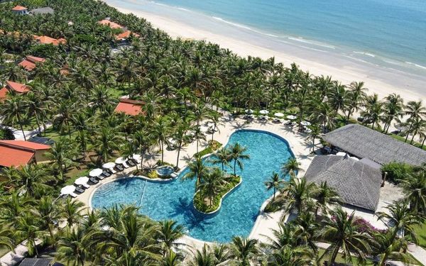 Pandanus resort Mũi Né bên bãi biển