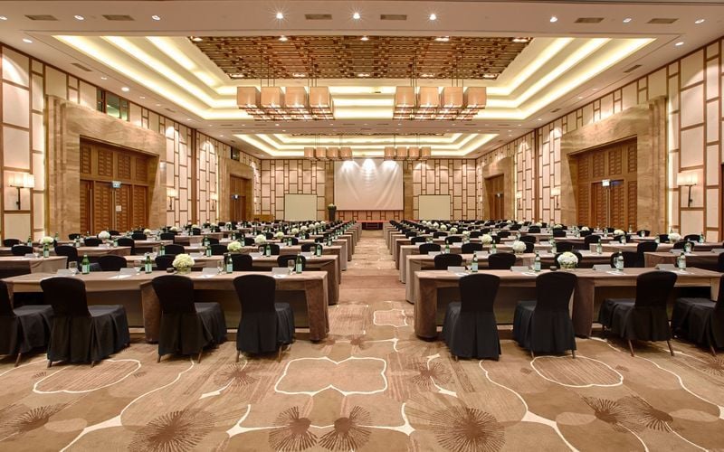 Pullman DaNang Beach Resort